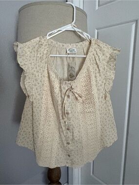 Meadow Rue Cream Floral Lace Tie-Neck Button Blouse